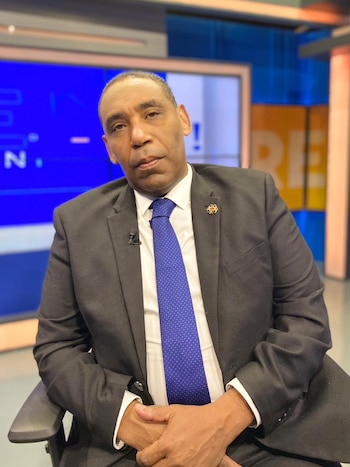 El Dr. Flavio Rondón de