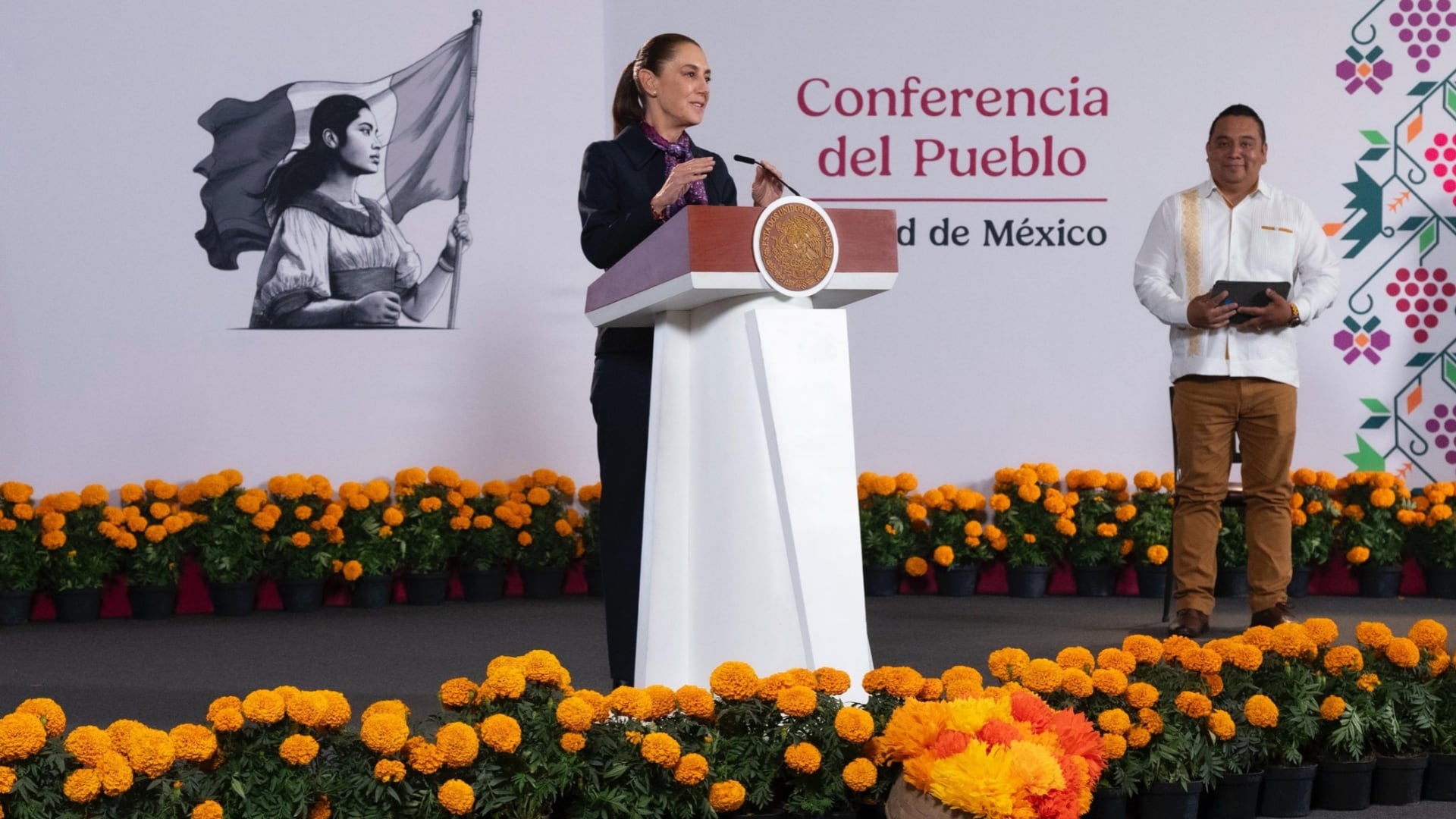 Gobierno de México celebra Día de Muertos, cancela conferencia mañanera por 2 de noviembre