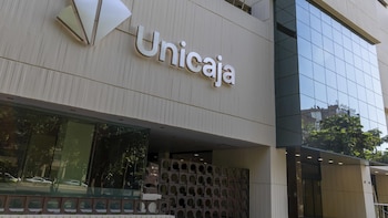 Unicaja amortizará anticipadamente 'obligaciones verdes' por importe de 56,8 millones de euros