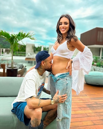 Neymar junto a Bruna Biancardi