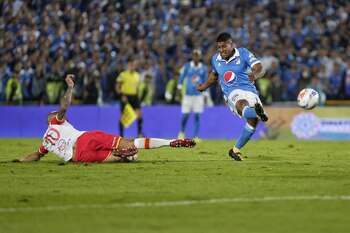 Santiago Mosquera debutó como profesional