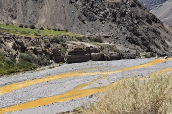 Autoridades confirman contaminación del río