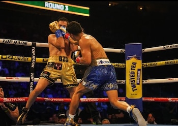 Jaime Munguia noqueó a