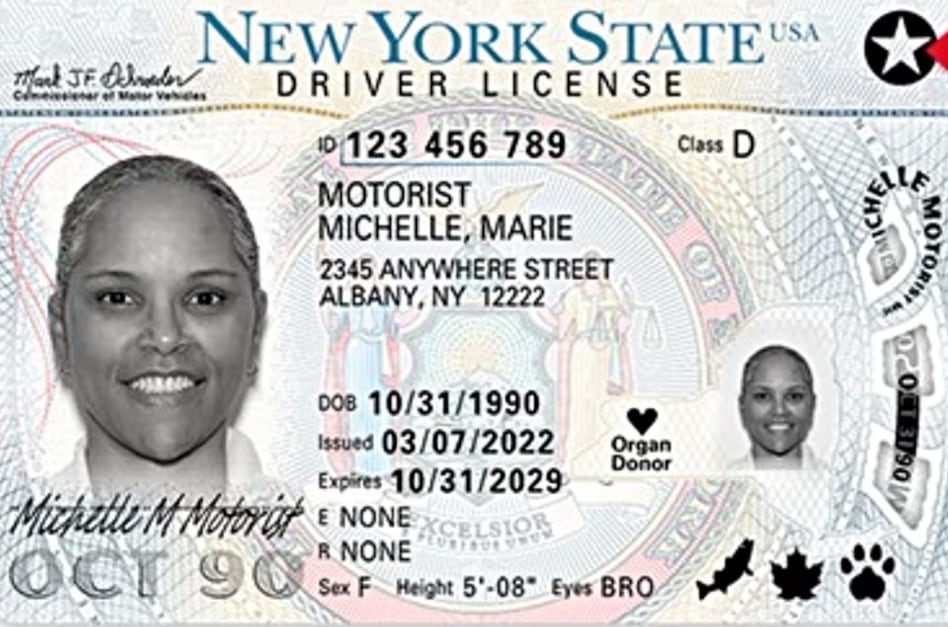 Los migrantes con estatus legal vigente pueden tramitar la Real ID en Nueva York ante el DMV para conducir y viajar en avión en Estados Unidos (DMV Nueva York)