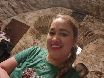 Jhoanna Nataly Quintanilla Valle, de 40 años, emigró a Italia en busca de mejores oportunidades y trabajaba como niñera antes de su feminicidio (Cortesía: Noticias TVU El Salvador).