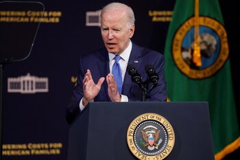 U.S. President Joe Biden delivers remarks on the economy, healthcare and energy costs to families, at Green River College in Auburn, Washington, U.S. April 22, 2022. REUTERS/Jonathan Ernst
