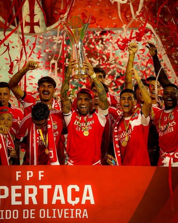El defensor del Benfica acaba