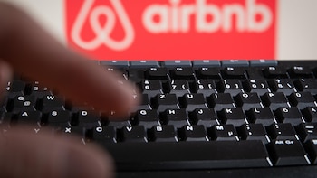 Airbnb reactiva su plan antifiestas