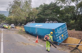 El vehículo bloqueó parte de