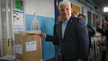 Elecciones San Luis 2025, en vivo: votó el gobernador Poggi y no descartó un adelantamiento en los resultados de los comicios - Infobae