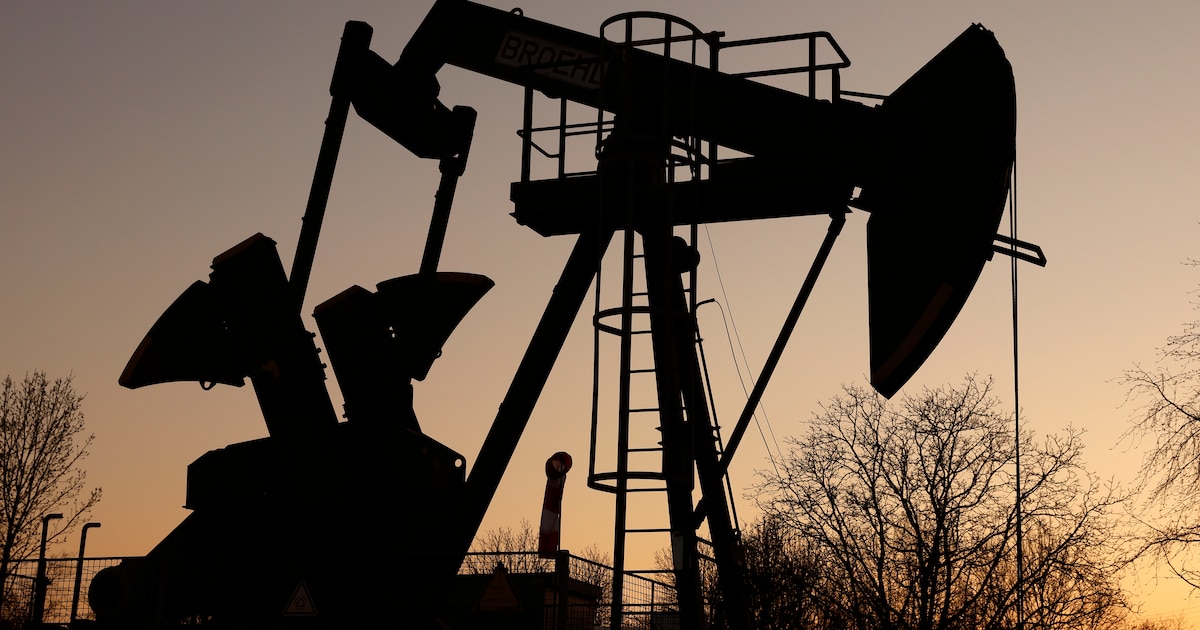 Caída del petróleo ante posibles avances en negociaciones entre Estados Unidos e Irán