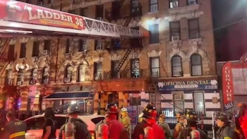 Demandaron a los dueños del edificio que se incendió en Inwood por negligencia
