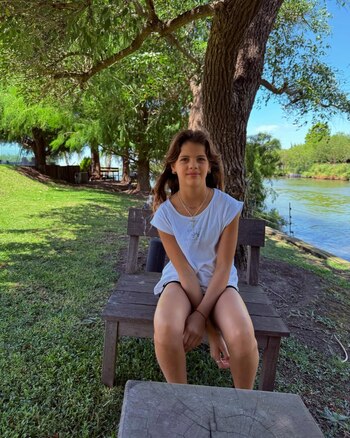 Una de las postales que