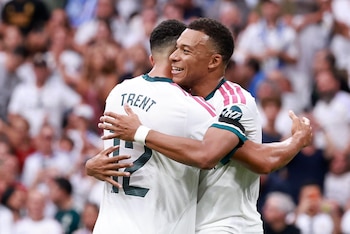 Kylian Mbappé y Trent celebrando un gol del Real Madrid (EFE/ Chema Moya)