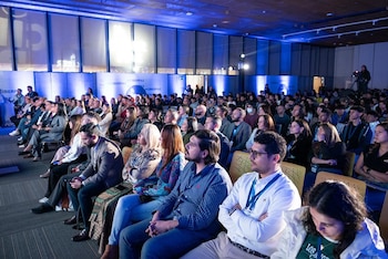 Entre las principales acciones, CiberPaz 2026 establece capacitaciones multitudinarias y certificaciones en competencias digitales.