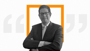 Dr. Juan Carlos Baker, académico