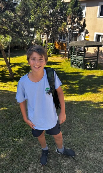 Constantino en el patio del