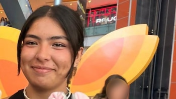 Buscan a una joven de 18 años que salió de su casa en Belgrano para ir a clases y no regresó