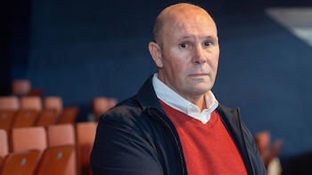 El exfutbolista belga sobrevive con