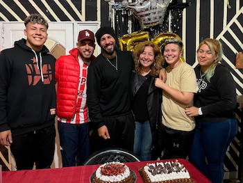 Gianluca Oporto con su familia