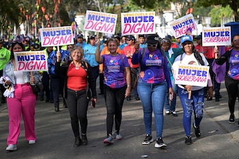 Mujeres venezolanas marcharon para exigir