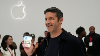 Apple lanzaría más dispositivos durante el año y este sería el plan de John Ternus para lograrlo