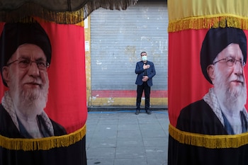 Imagen reciente de las calles de Teherán durante el funeral del comandante de las Fuerzas Navales de la Guardia Revolucionaria Alireza Tangsiri, artífice del cierre del estrecho de Ormuz, quien fue asesinado por Israel. EFE/ Jaime León