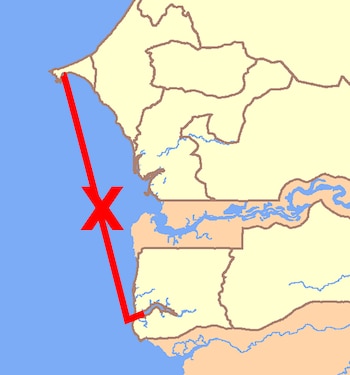 Mapa geográfico de Senegal y Gambia con una línea roja que une Dakar y Casamance marcada con una equis en el mar