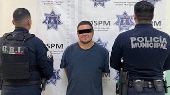 El hombre de 50 años fue detenido por una falta menor al alterar el orden sin imaginar que descubrirían que era un asesino Foto: SSPM Mexicali, Baja California