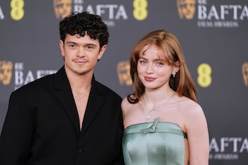 El saco negro oversized y