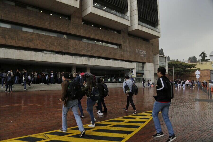 Solo el 30,6% de los adultos en Colombia accede a la universidad, según el estudio de la Ocde sobre capital humano - crédito Colprensa