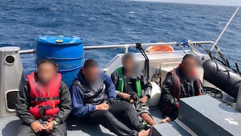 La Armada capturó a dos