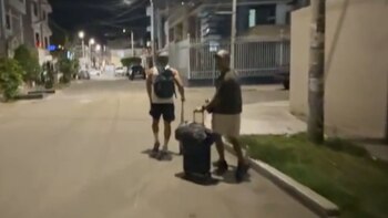 Después de ser echados, Patricio