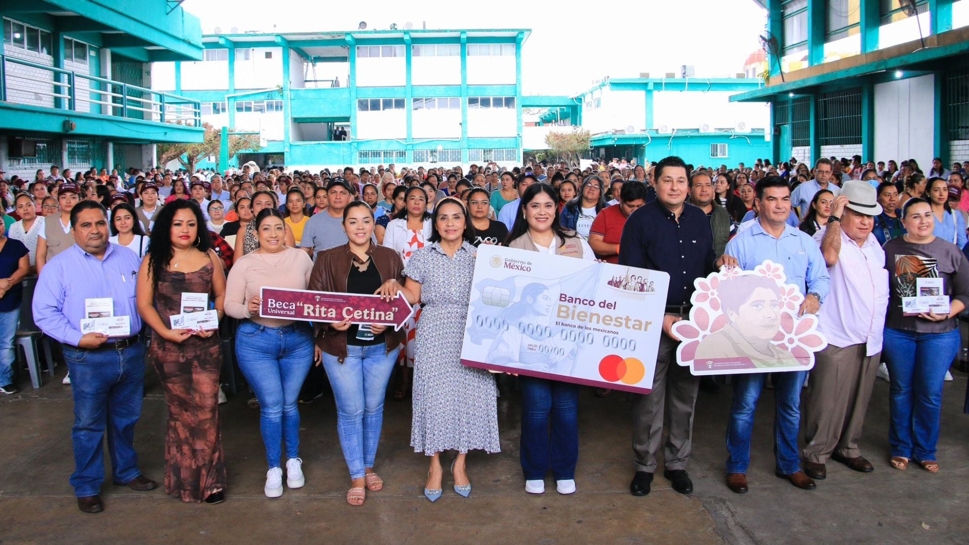Los nuevos beneficiarios de la Beca Rita Cetina recibirán su primer pago antes de que inicie el ciclo escolar (Gobierno de México)