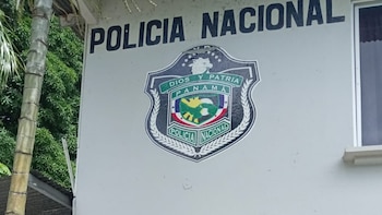 Supuesta corrupción sacude a la Policía panameña: seis oficiales son reasignados en medio de investigaciones internas