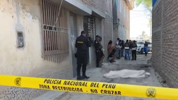 Estacionó su auto y lo mataron: sicarios interceptan y asesinan a joven frente a un taller mecánico en Piura