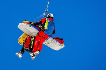 Verbier (Switzerland), 26/03/2022.- Aymar Navarro