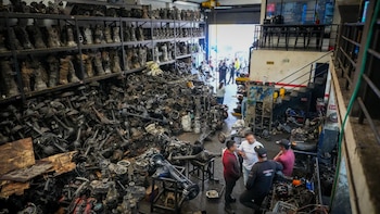 El operativo resultó en la incautación de motores con anomalías y en la captura de un responsable de falsedad marcaria, procesado por la Fiscalía - crédito Secretaría de Seguridad