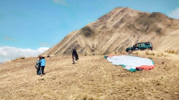 Turista muere en accidente de parapente en Cusco y autoridades detectan que el cerro donde operaba la agencia no tenía autorización oficial