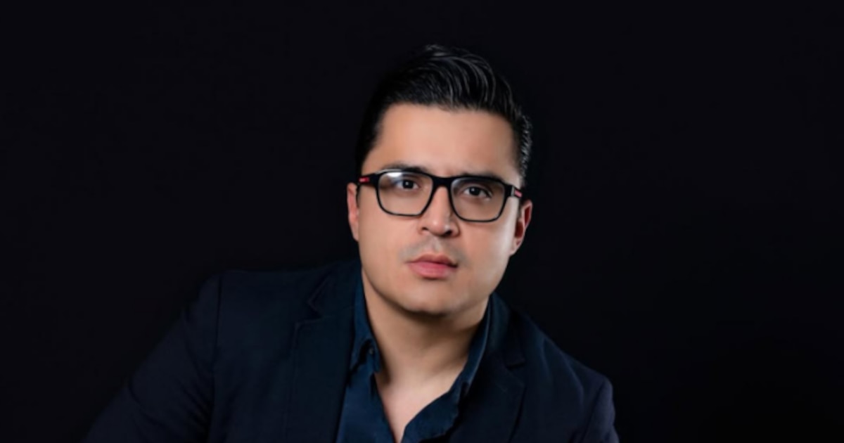 Activista colombiano Beto Coral detenido por ICE, a la espera de deportación a Colombia