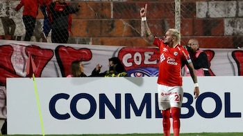 Carlos Garcés lleva cuatro goles anotados con Cienciano en Copa Sudamericana. - Crédito: AFP