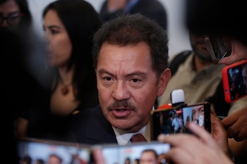 Morena justifica exclusión de Inzunza para evitar “show mediático” en el Senado.