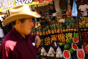Aunque la economía será menos dinámica que en 2024 y 2023, las tasas de crecimiento seguirán siendo positivas, adelantó Hacienda. REUTERS/José Luis González