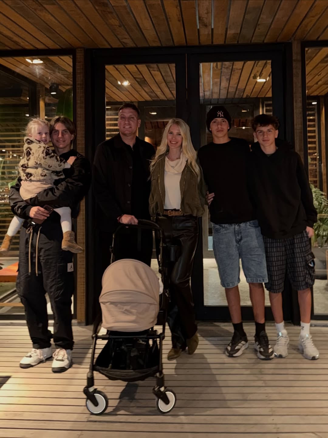 La modelo sueca se instaló en Argentina junto a Maxi López, sus hijos y los hijos de Wanda Nara (Instagram)