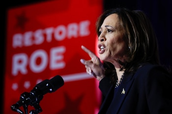 El equipo de Harris planea reducir la ventaja de Trump en condados rurales. (REUTERS/Evelyn Hockstein)
