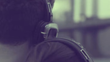 The Circuit: una experiencia inmersiva de discoteca silenciosa, teatro y danza llega a DUMBO, Brooklyn