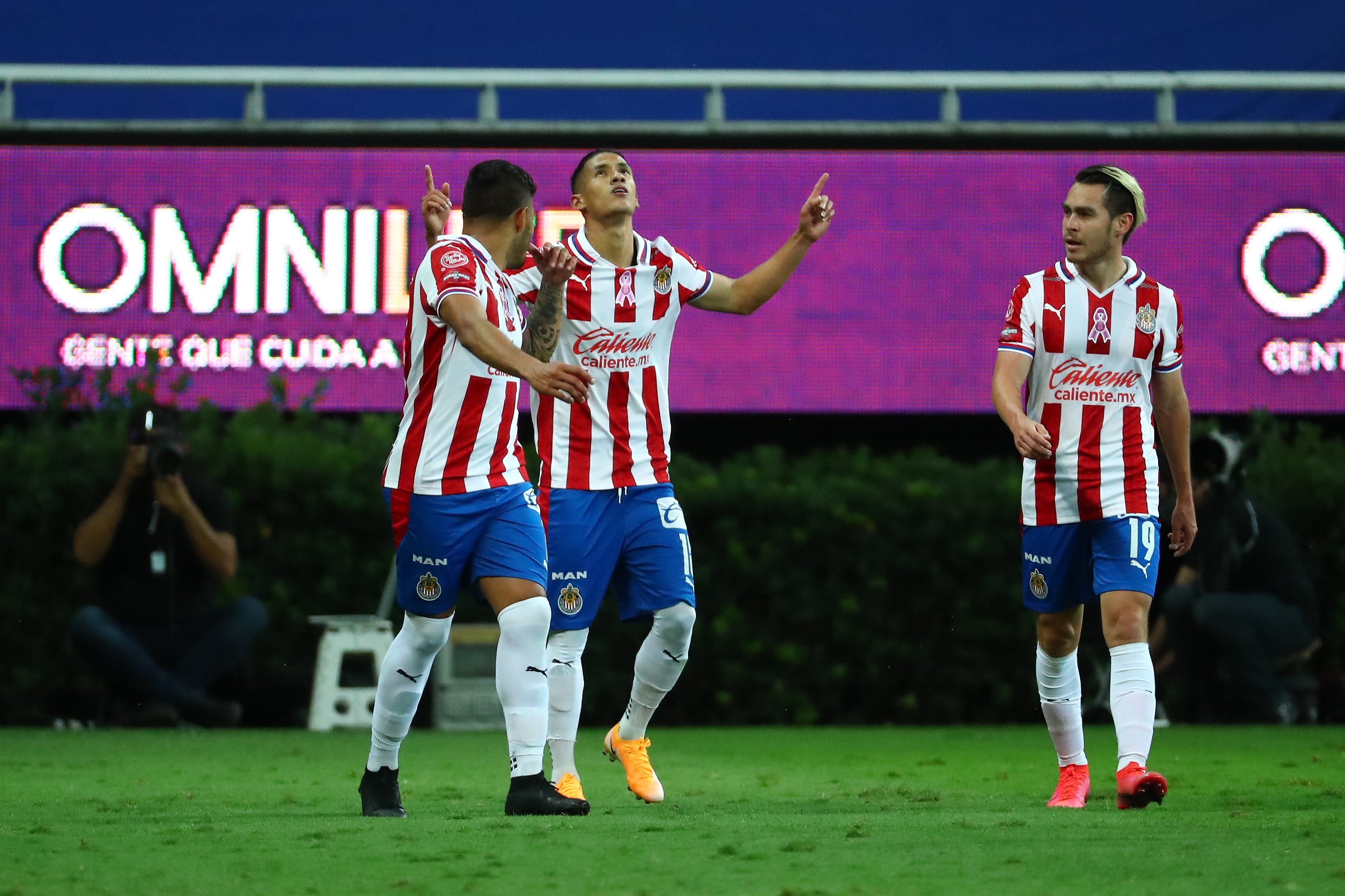 (Foto: Twitter/ @Chivas)