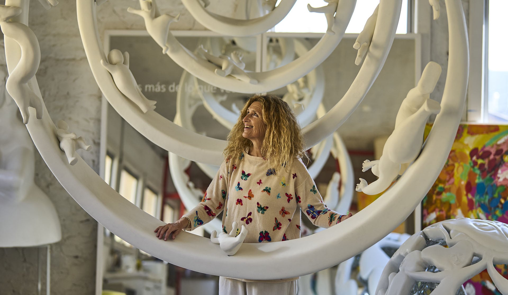 La artista Daphne Anastassiou se presenta en el Museo Ralli de Punta del Este