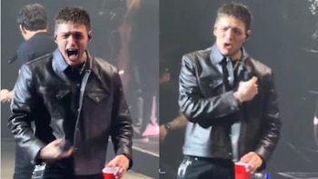 Reviven fuerte video de Peso Pluma destrozado en el escenario tras terminar con Kenia Os: “Ya no sonrío”