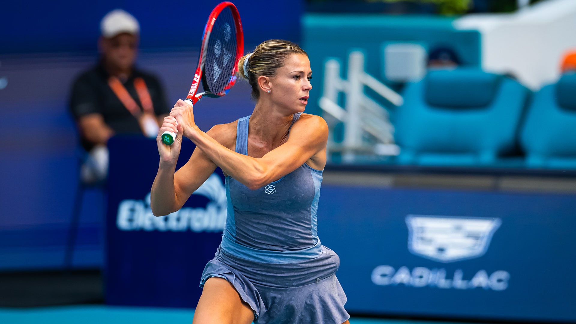 La tenista italiana Camila Giorgi en acción durante un torneo WTA (Robert Prange/Getty Images)